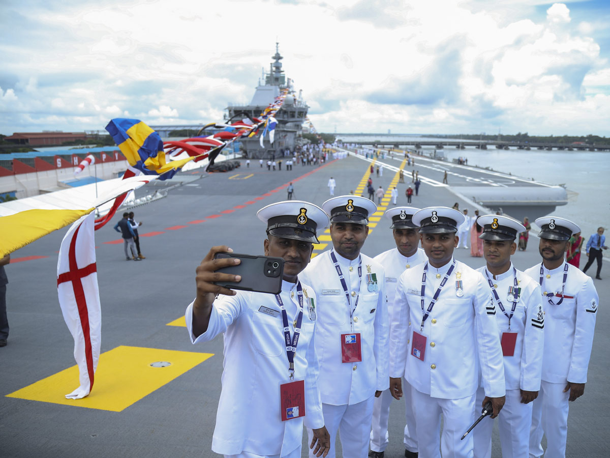 PM Modi Receives Guard Of Honour On INS Vikrant Commission At Kochi Shipyard Photo Gallery - Sakshi24