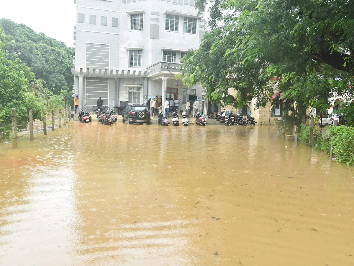 Heavy Rainfall in West Godavari District Eluru - Sakshi12