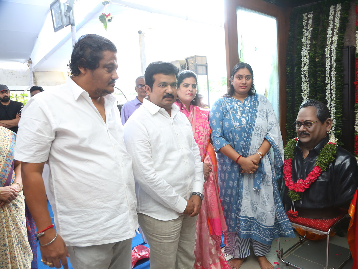 Tollywood senior actor krishnam raju 11th day ceremony Photo Gallery - Sakshi13