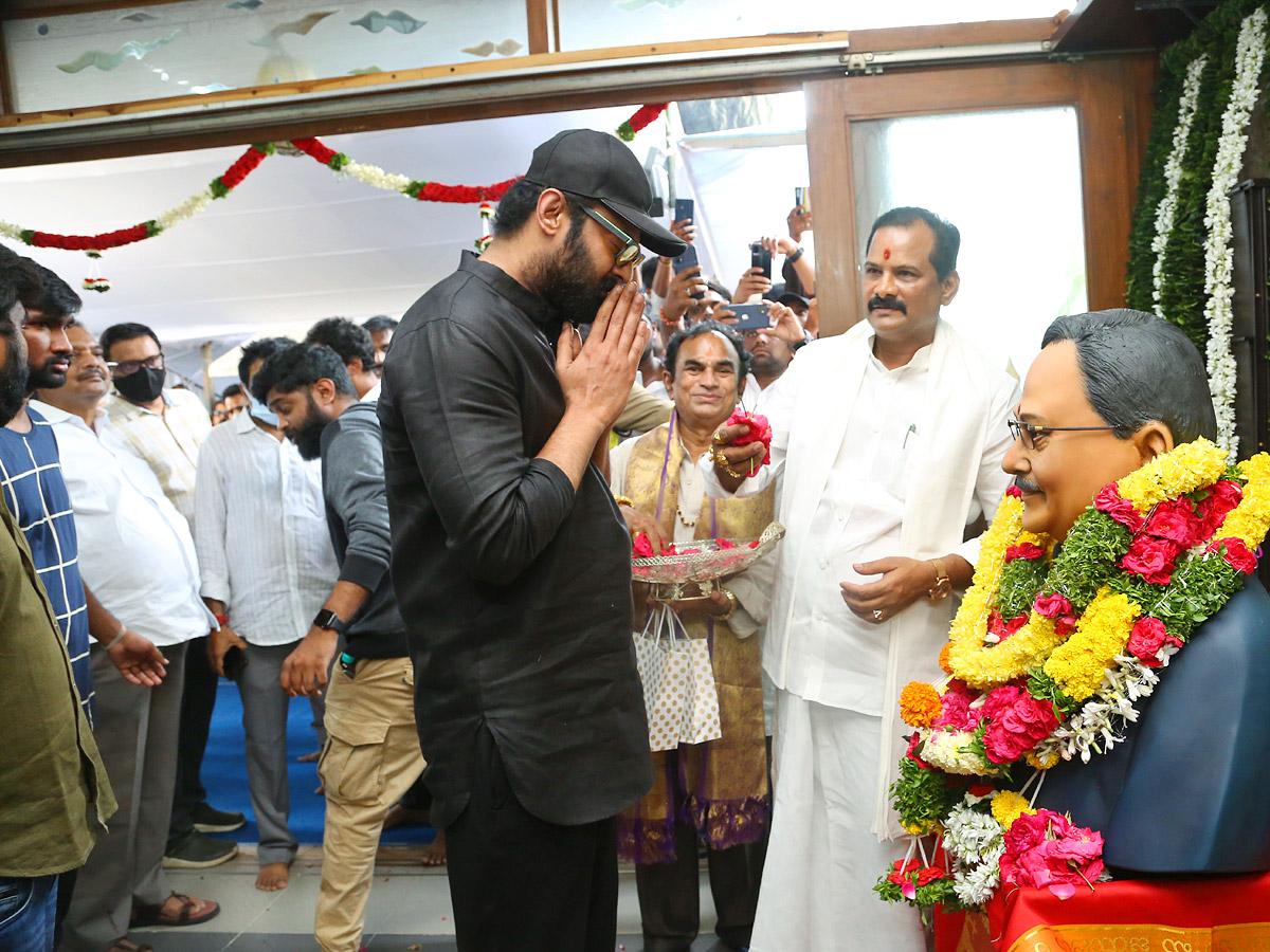 Tollywood senior actor krishnam raju 11th day ceremony Photo Gallery - Sakshi1