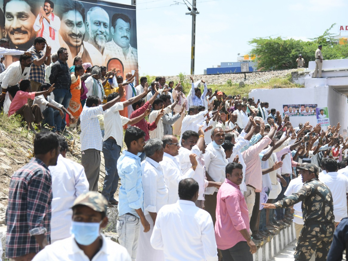 CM YS Jagan Kuppam Tour photo Gallery - Sakshi25