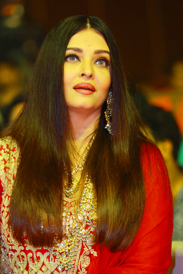 Aishwarya Rai bachchan Ponniyin Selvan Pre Release Event - Sakshi20