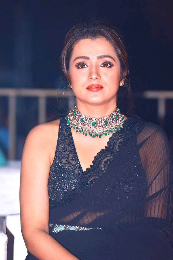 Trisha Krishnan Latest Photos - Sakshi5