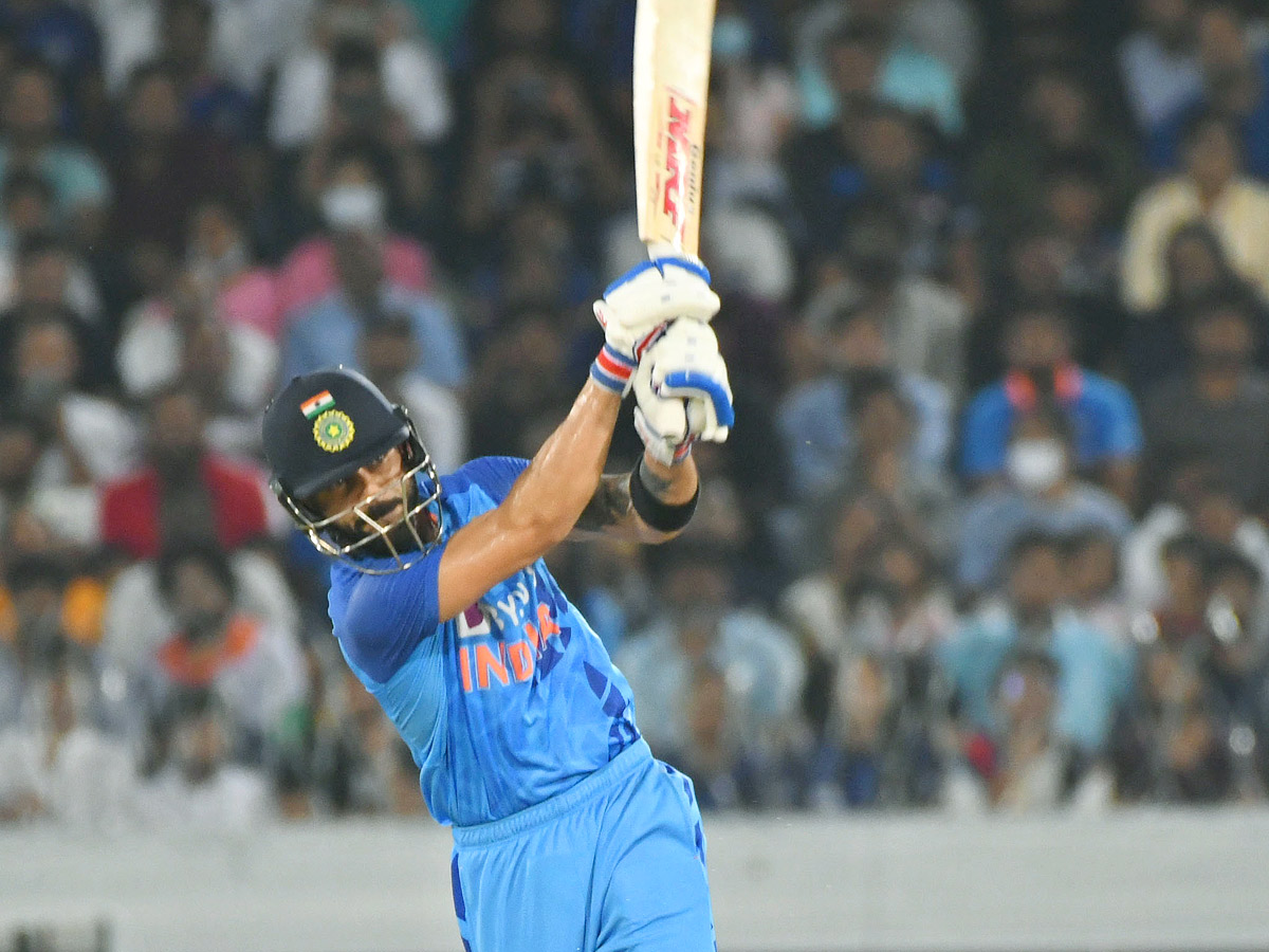 india won by six wickets Photo Gallery - Sakshi27