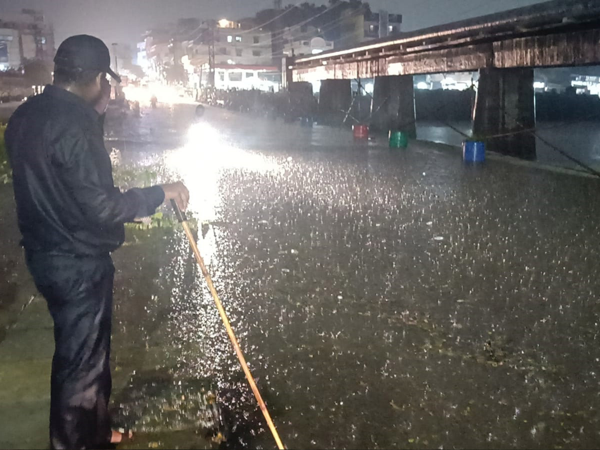 Heavy Rain in Hyderabad Photo Gallery - Sakshi8