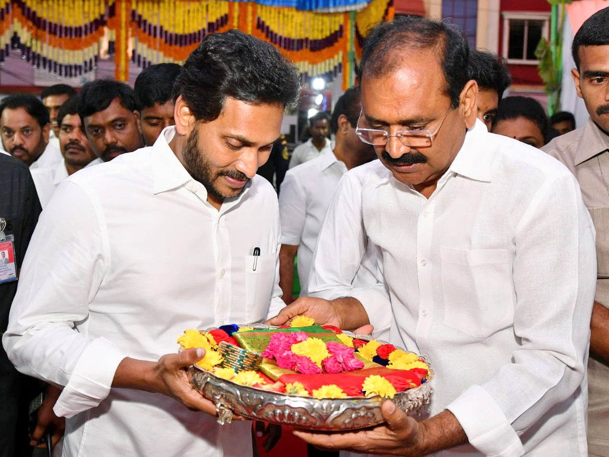 AP CM YS Jagan Tirumala Tour Day 1 Photo Gallery - Sakshi7