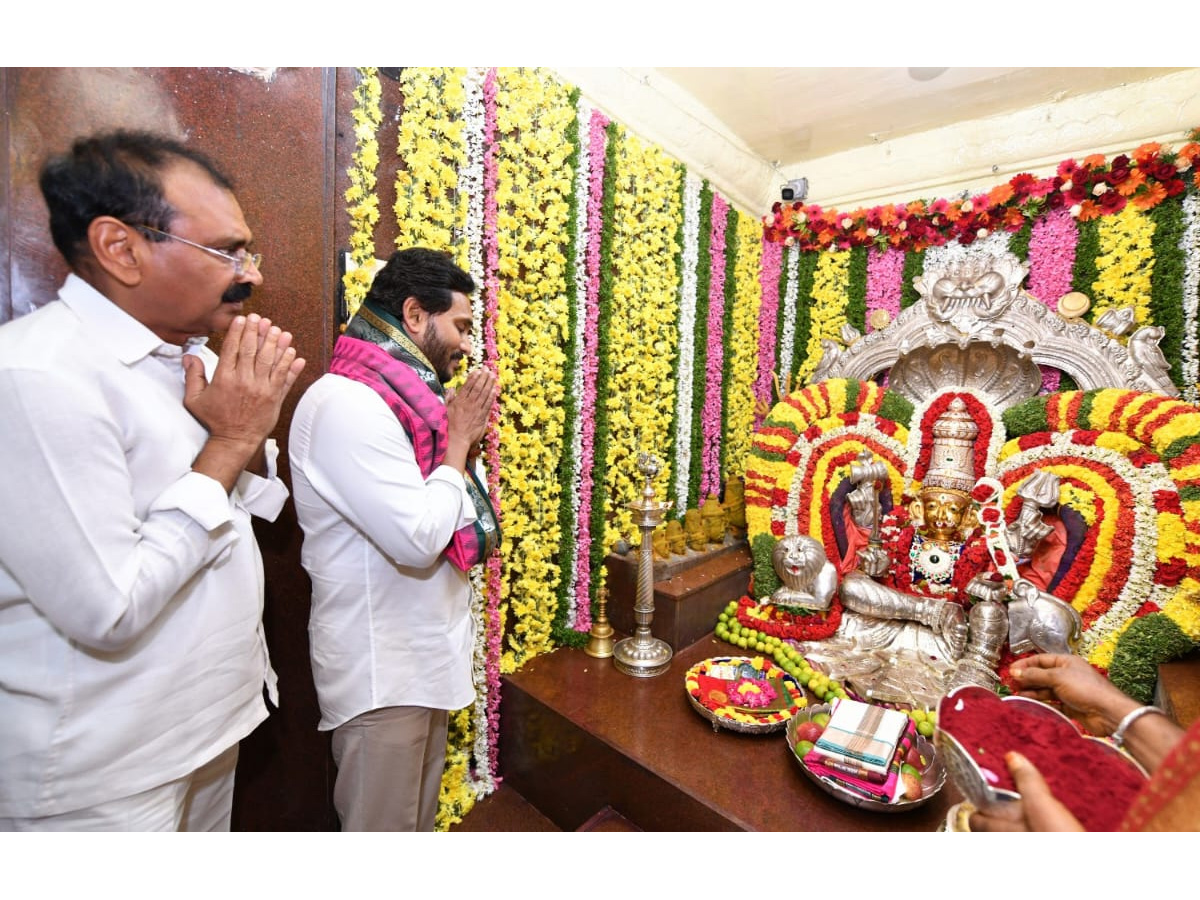 AP CM YS Jagan Tirumala Tour Day 1 Photo Gallery - Sakshi10