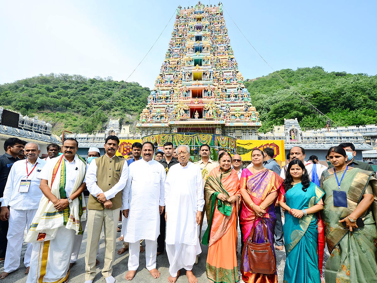 Dussehra festivities to Begin at Vijayawada Kanaka Durga Temple - Sakshi16