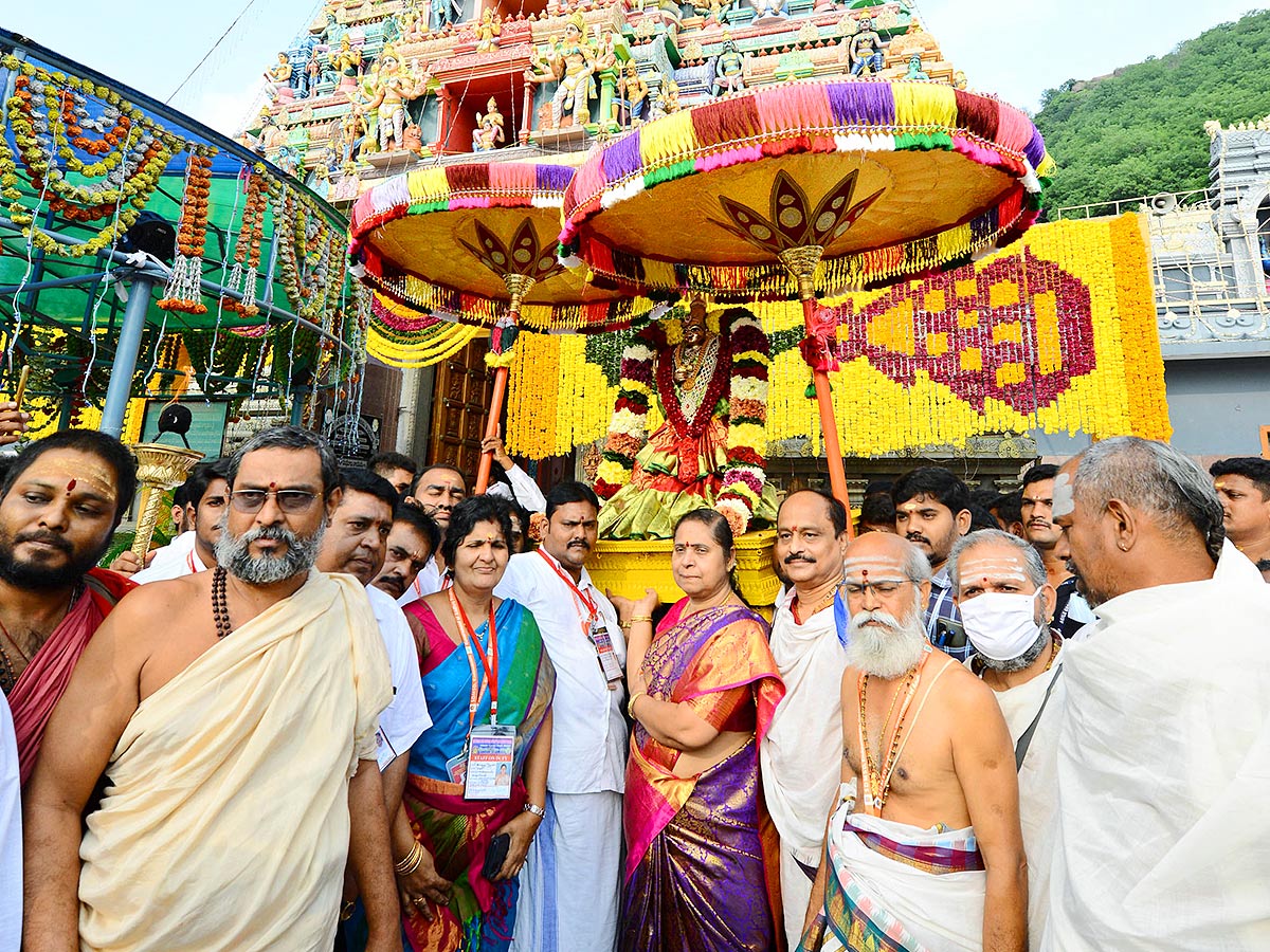 Dussehra festivities to Begin at Vijayawada Kanaka Durga Temple - Sakshi27