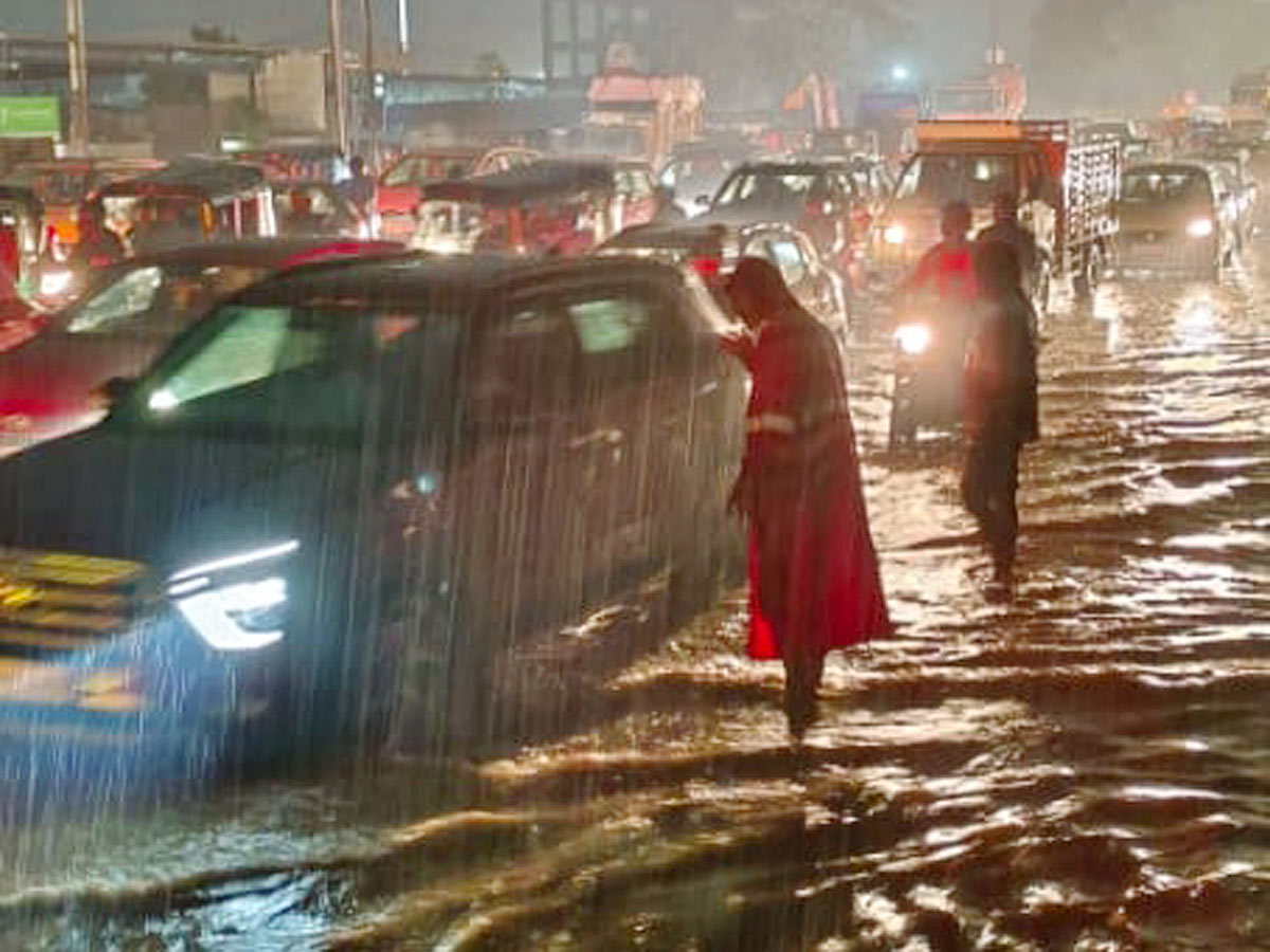 Heavy Rain in Hyderabad - Sakshi13