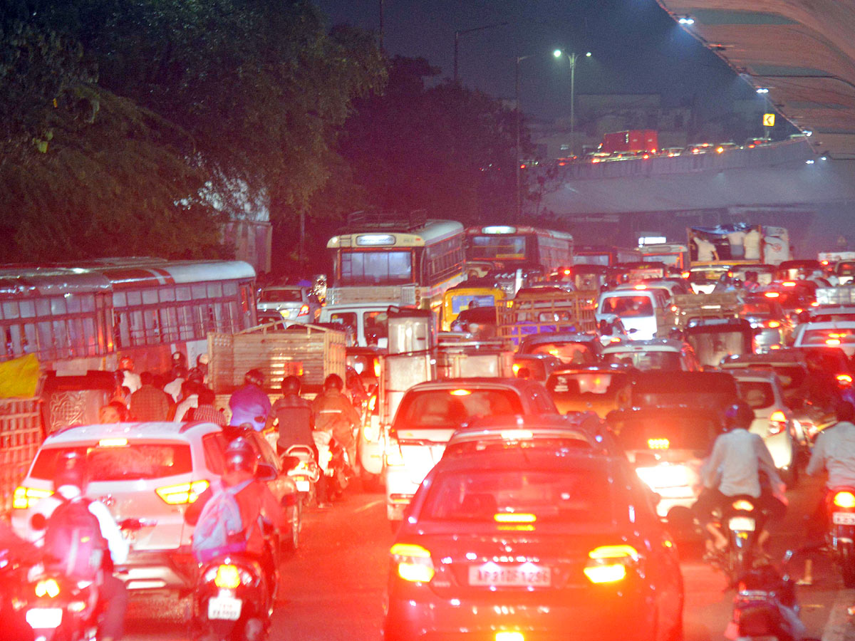 Heavy Rain in Hyderabad - Sakshi18