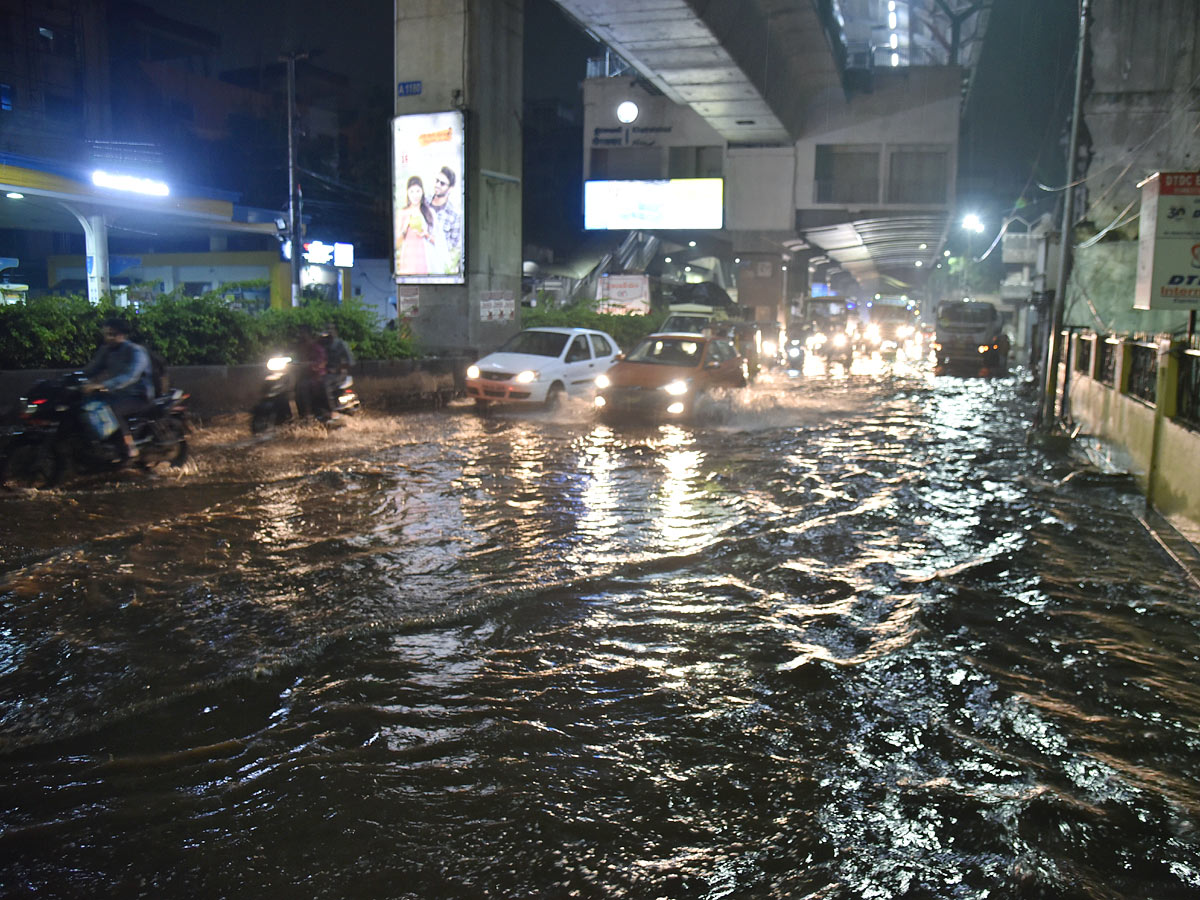 Heavy Rain in Hyderabad - Sakshi21