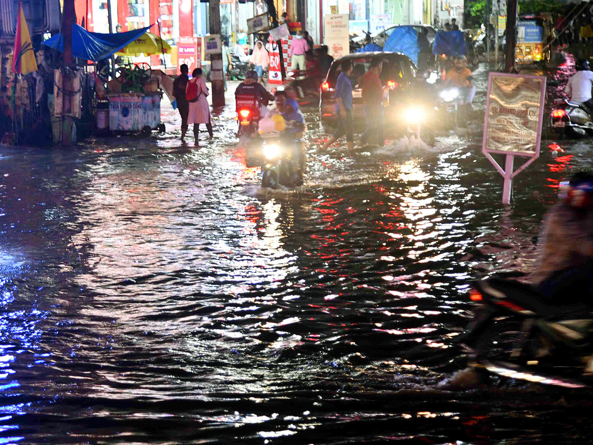 Heavy Rain in Hyderabad - Sakshi5