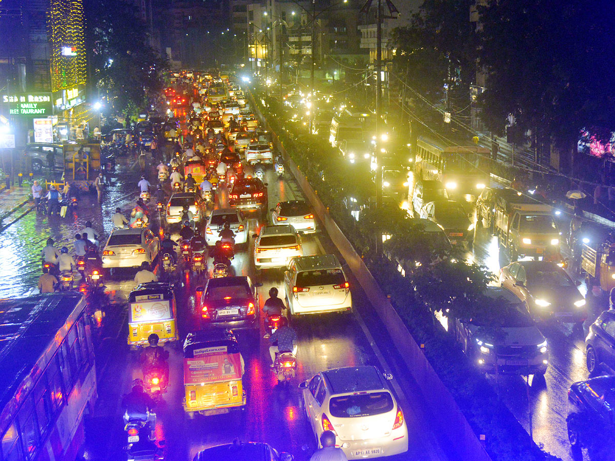 Heavy Rain in Hyderabad - Sakshi7