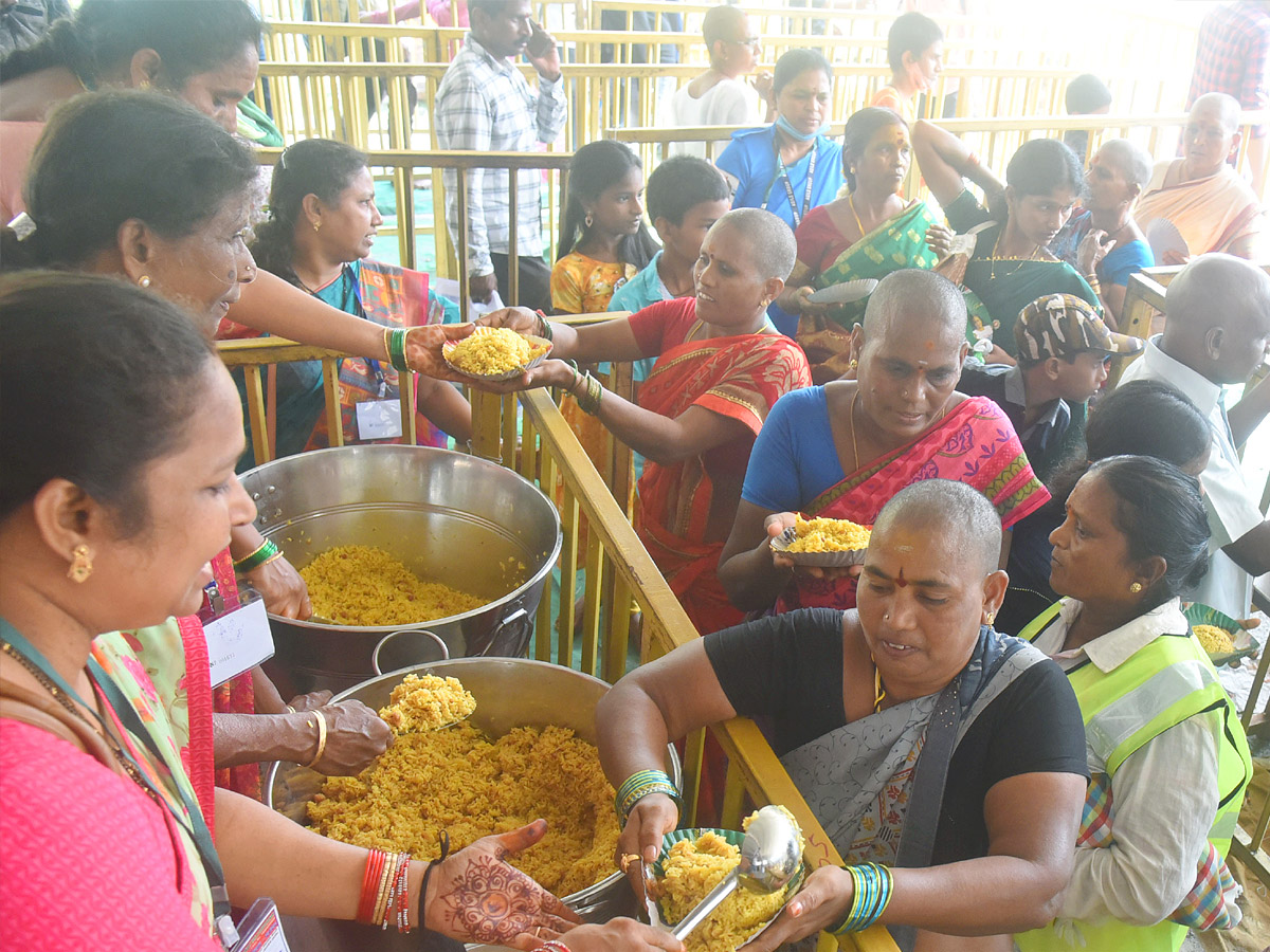 Sharan Navaratri 2022 Celebrations At vijayawada kukama Archana Photo Gallery - Sakshi34