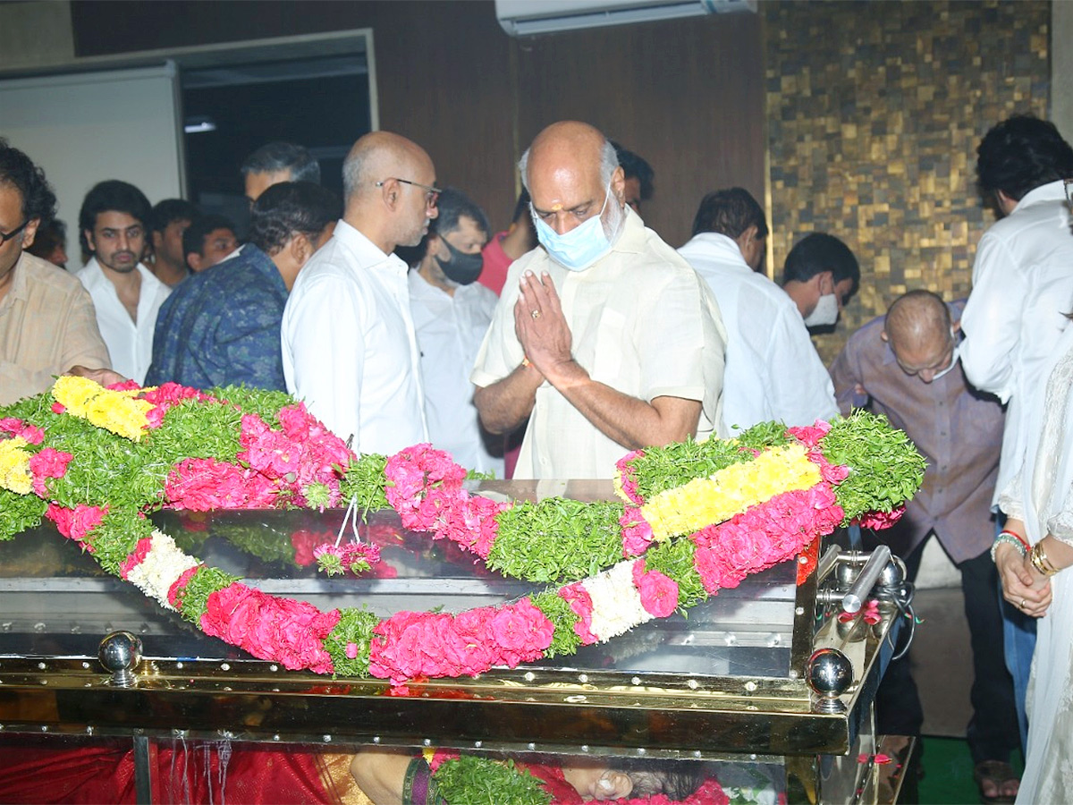 Mahesh Babu Mother Indira Devi Death: Celebrities Pays Tributes, Pics Inside - Sakshi10