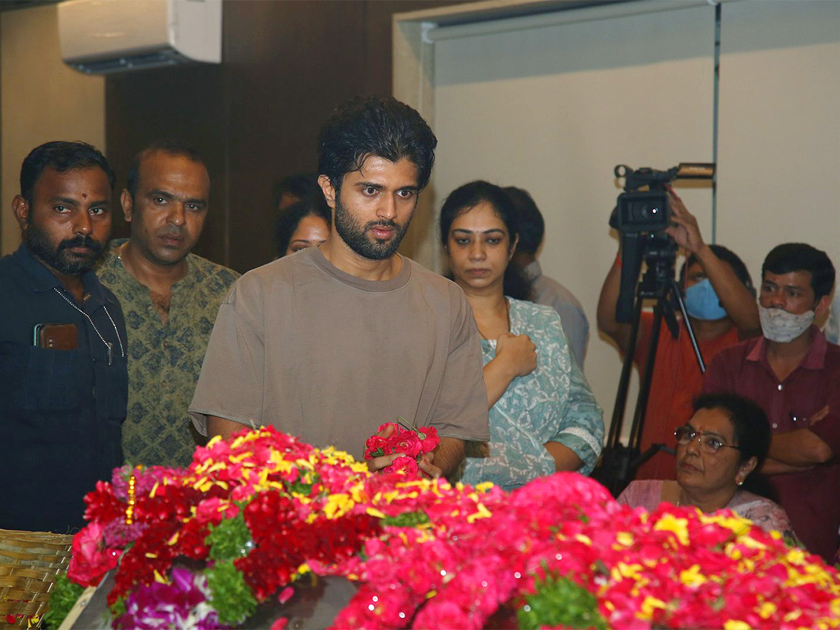 Mahesh Babu Mother Indira Devi Death: Celebrities Pays Tributes, Pics Inside - Sakshi27