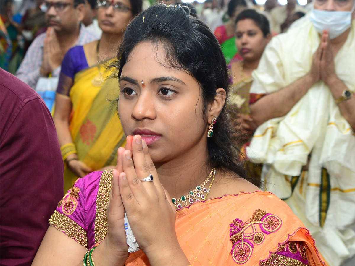 Sharan Navaratri 2022 Celebrations At vijayawada Day 3 Photo Gallery - Sakshi11