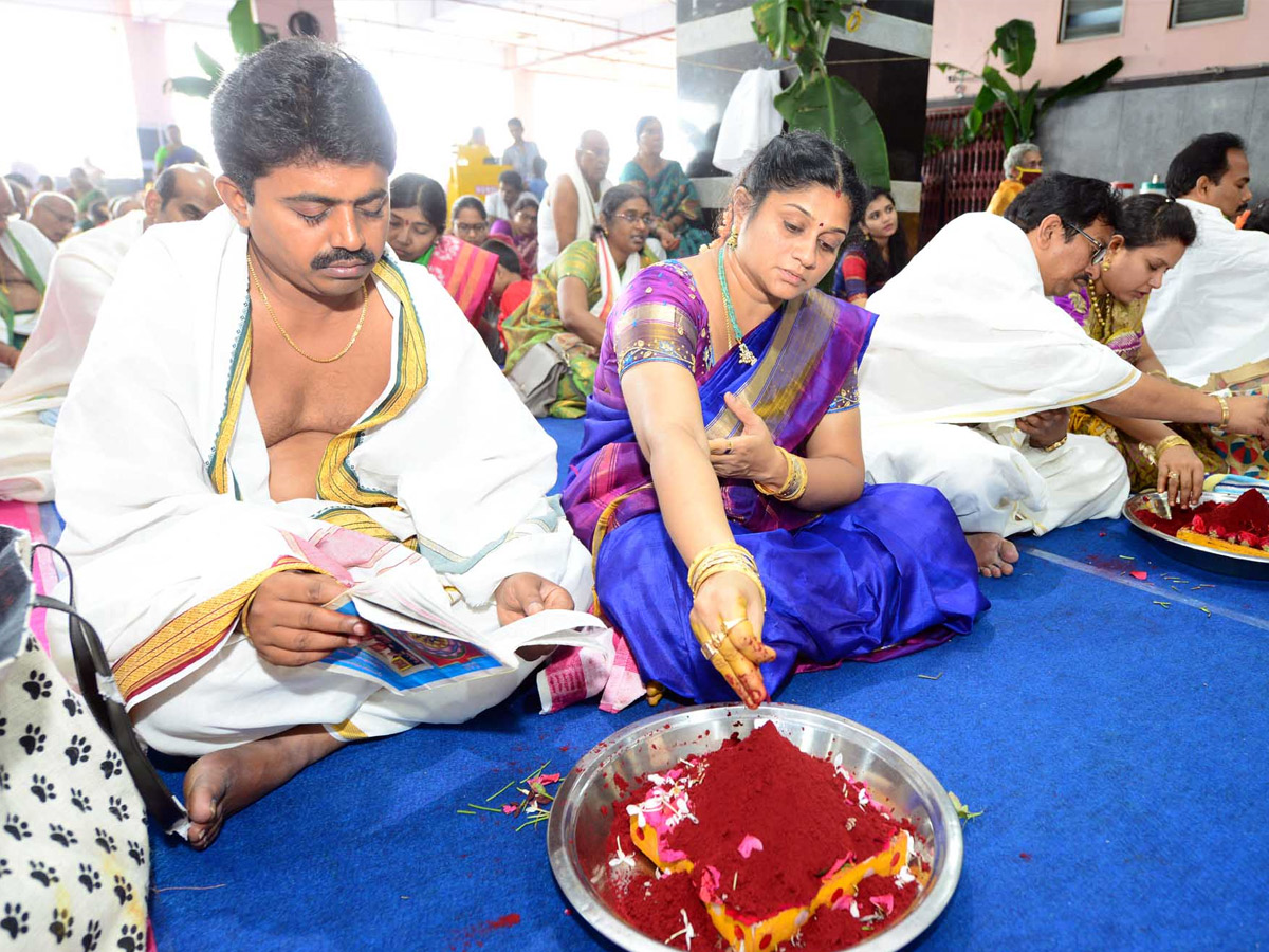 Sharan Navaratri 2022 Celebrations At vijayawada Day 3 Photo Gallery - Sakshi9