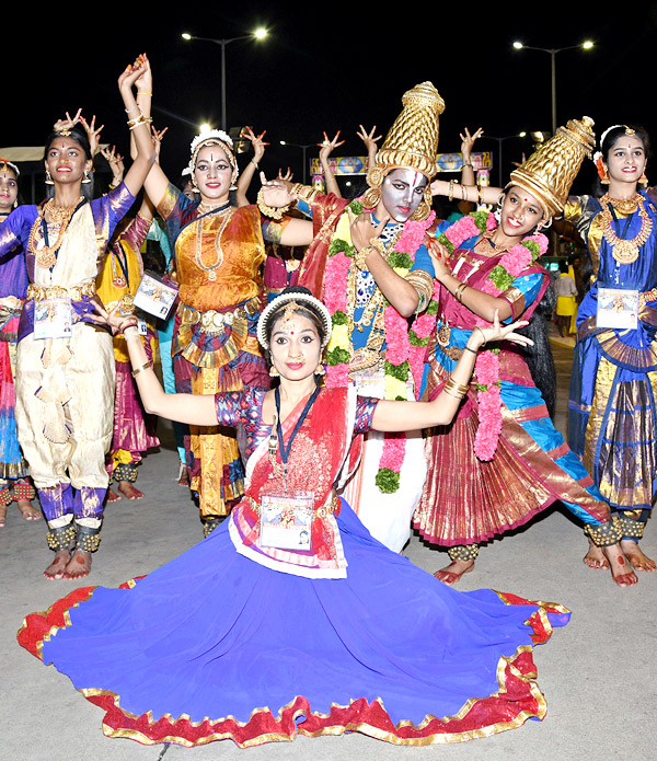 Muthyapu Pandiri Vahana Seva At Tirumala Srivari Brahmotsavam - Sakshi29