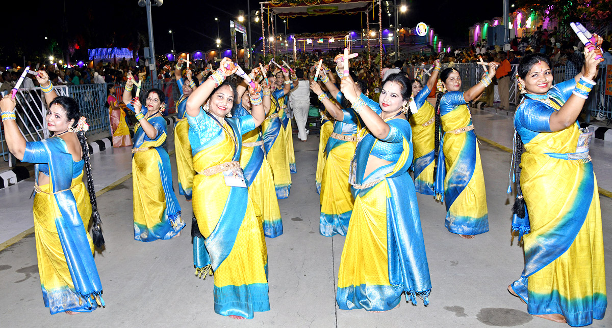 Muthyapu Pandiri Vahana Seva At Tirumala Srivari Brahmotsavam - Sakshi20