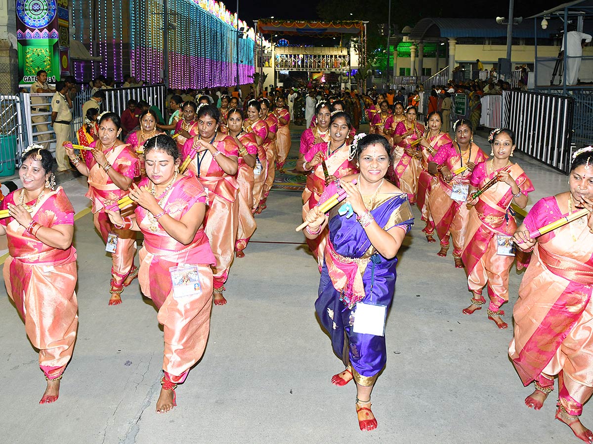 Hamsa Vahana Seva Tirumala Srivari Brahmotsavam - Sakshi10