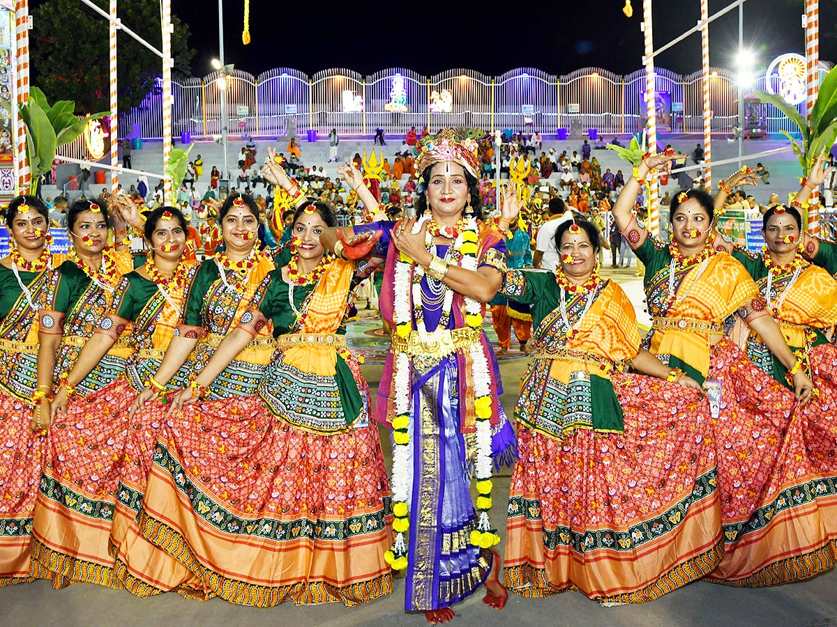 Hamsa Vahana Seva Tirumala Srivari Brahmotsavam - Sakshi8