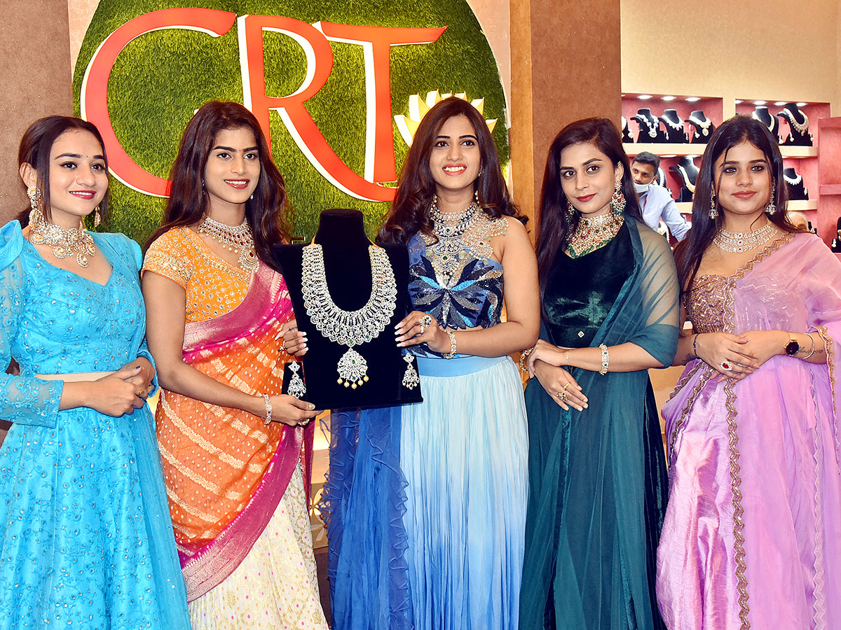 Models At Hi life Bridal Exhibition in Vijayawada - Sakshi2