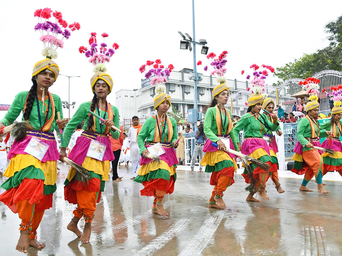 Tirumala Srivari Brahmotsavam 2022: Kalpavriksha Vahana Seva Photos - Sakshi18