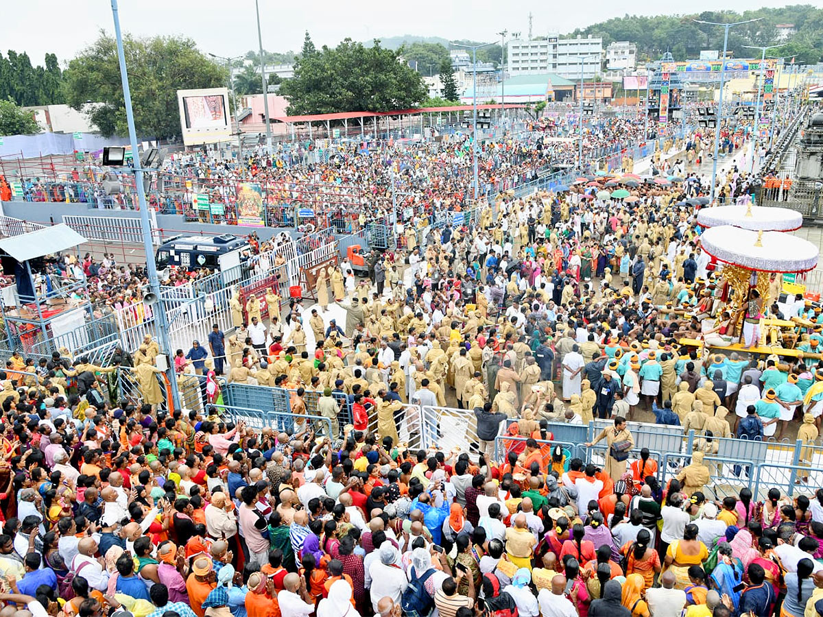 Tirumala Srivari Brahmotsavam 2022: Kalpavriksha Vahana Seva Photos - Sakshi23