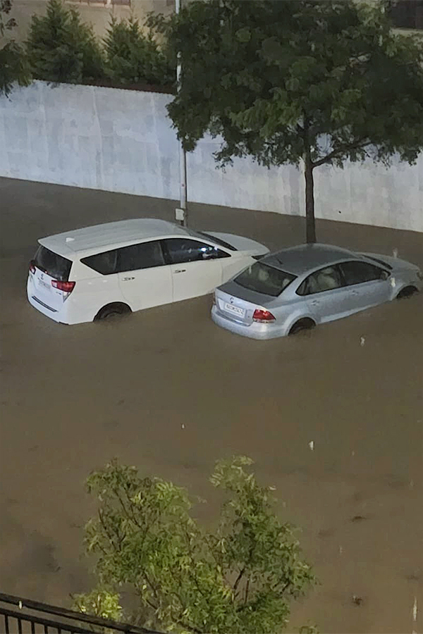 Heavy Rains In Bangalore - Sakshi17