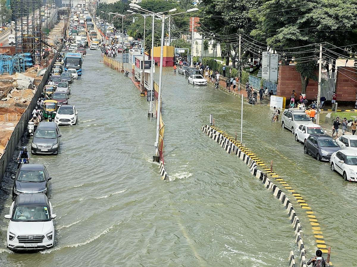 Heavy Rains In Bangalore - Sakshi4