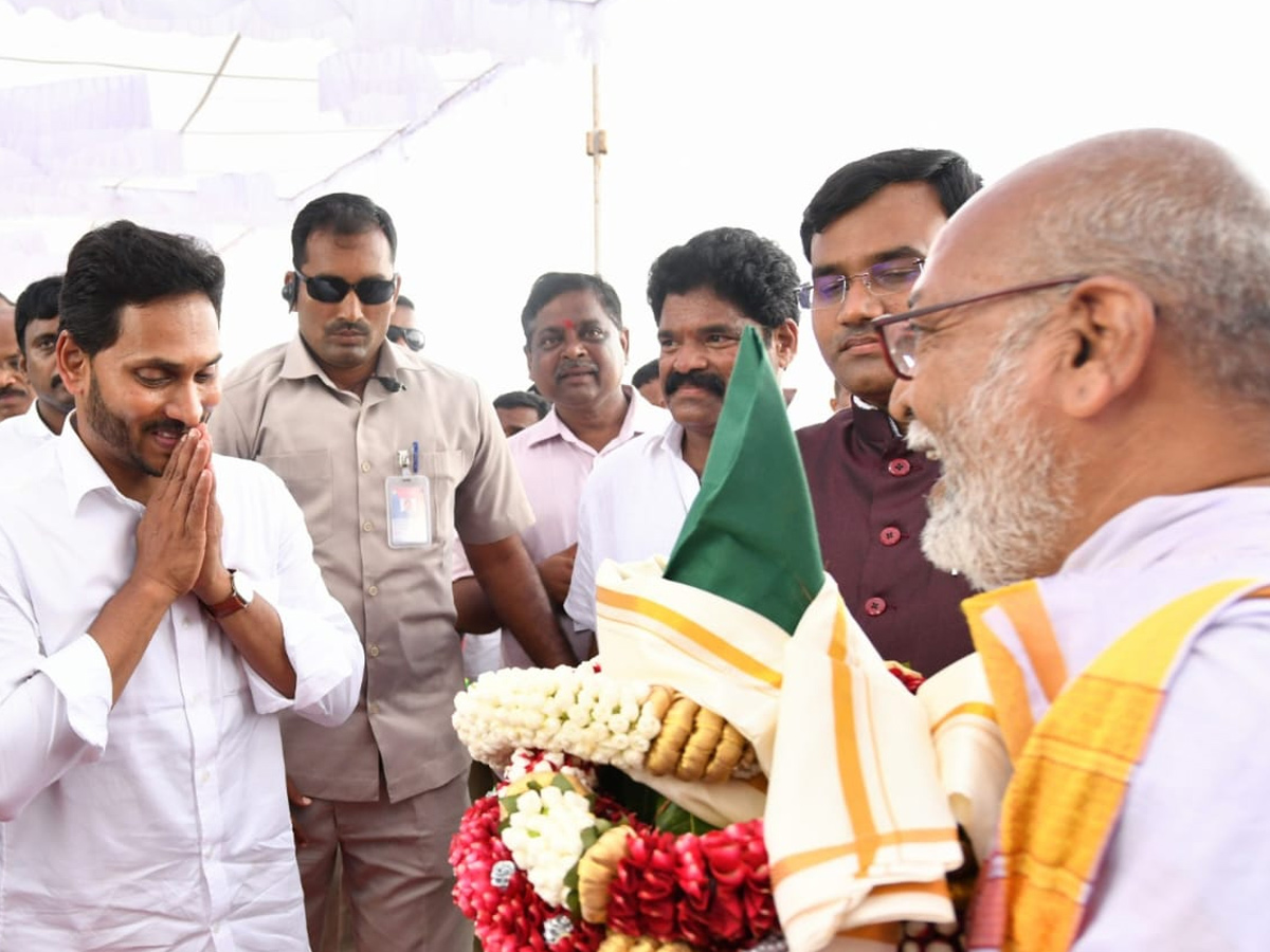 CM YS Jagan Nellore Tour Photo Gallery - Sakshi12