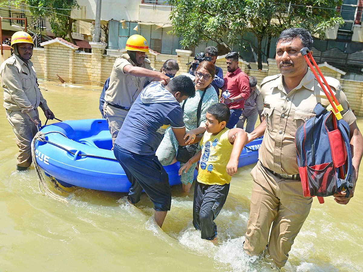 Heavy Flood in Bangalore Photos - Sakshi11