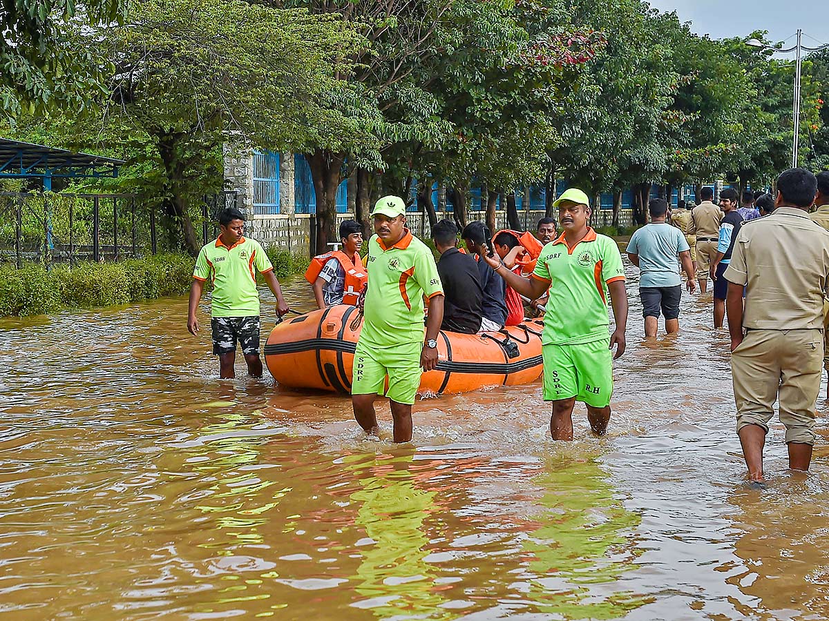 Heavy Flood in Bangalore Photos - Sakshi29