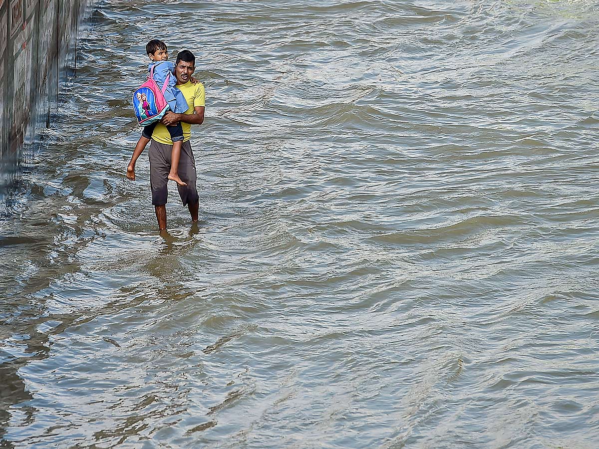 Heavy Flood in Bangalore Photos - Sakshi37