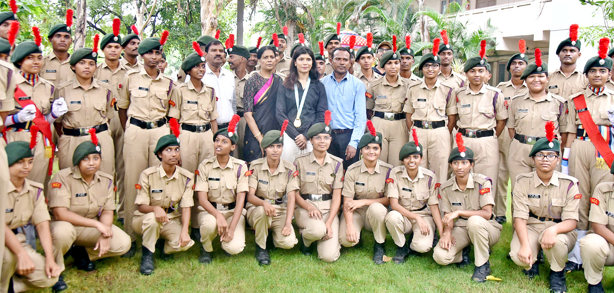 Nikhat Zareen facilitated by Domalguda AV College - Sakshi13