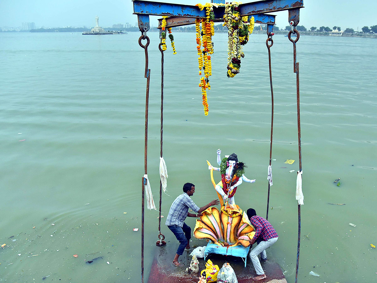 Ganesh Nimajjanam 2022 Photos - Sakshi15