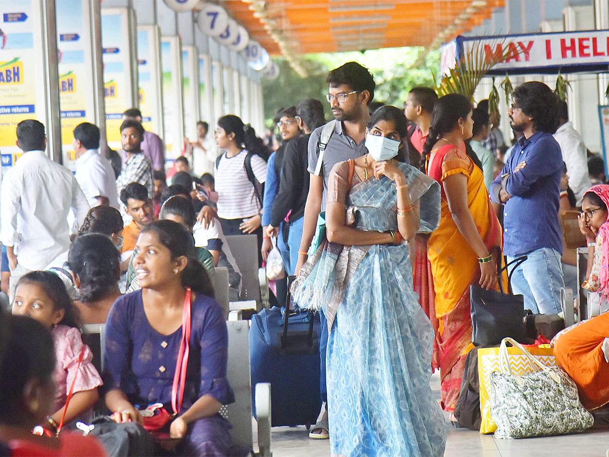 Dussehra Effect: Passengers Rush At Secunderabad And JBS Station, Pics Inside - Sakshi7