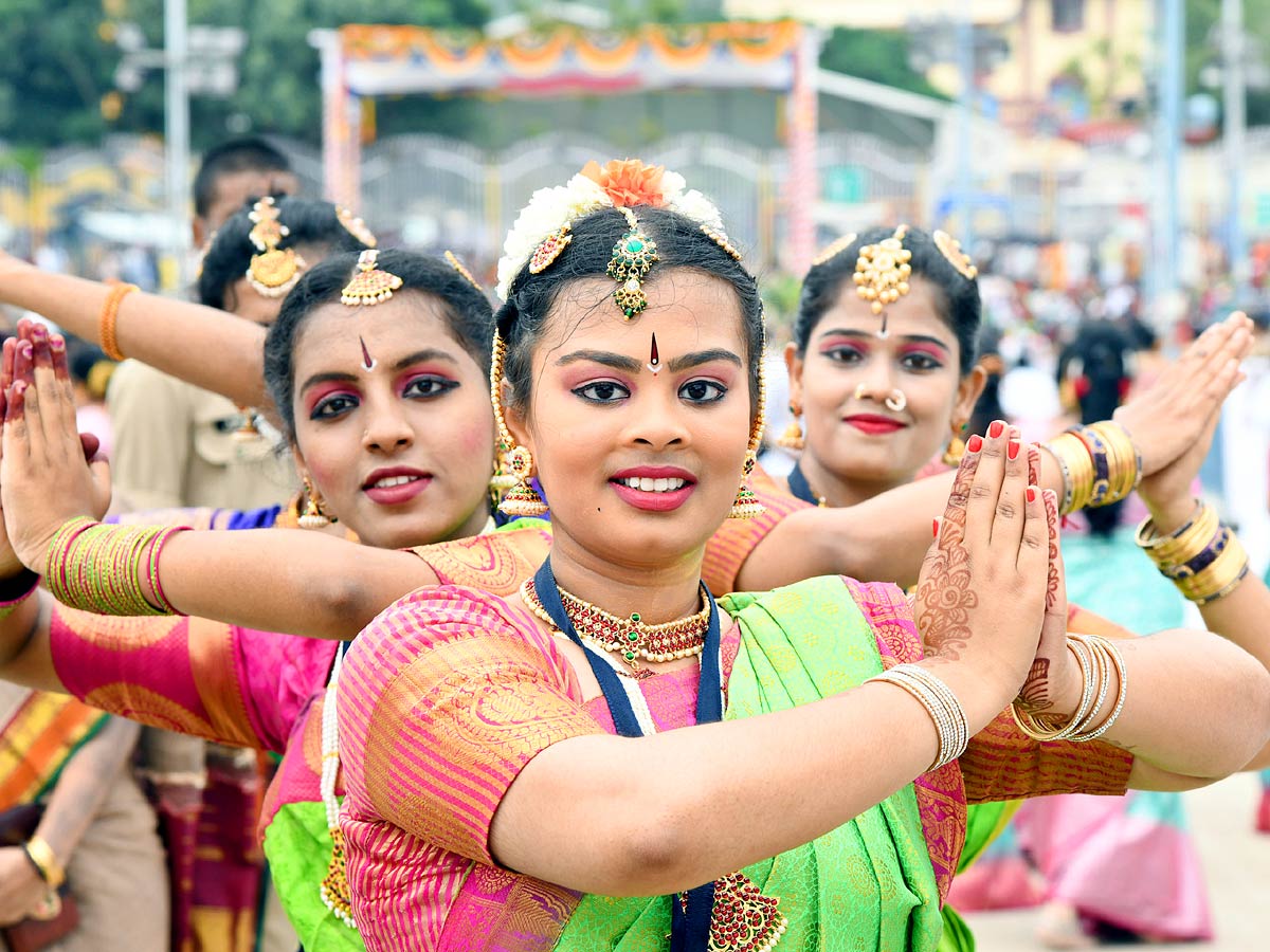 Tirumala Srivari Brahmotsavam 2022 Mohini Avataram - Sakshi16