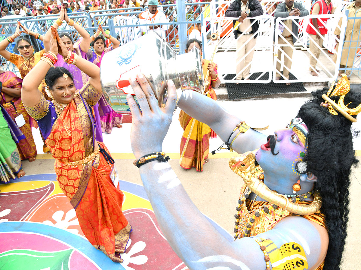 Tirumala Srivari Brahmotsavam 2022 Mohini Avataram - Sakshi17