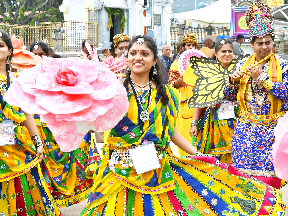 Tirumala Srivari Brahmotsavam 2022 Mohini Avataram - Sakshi8