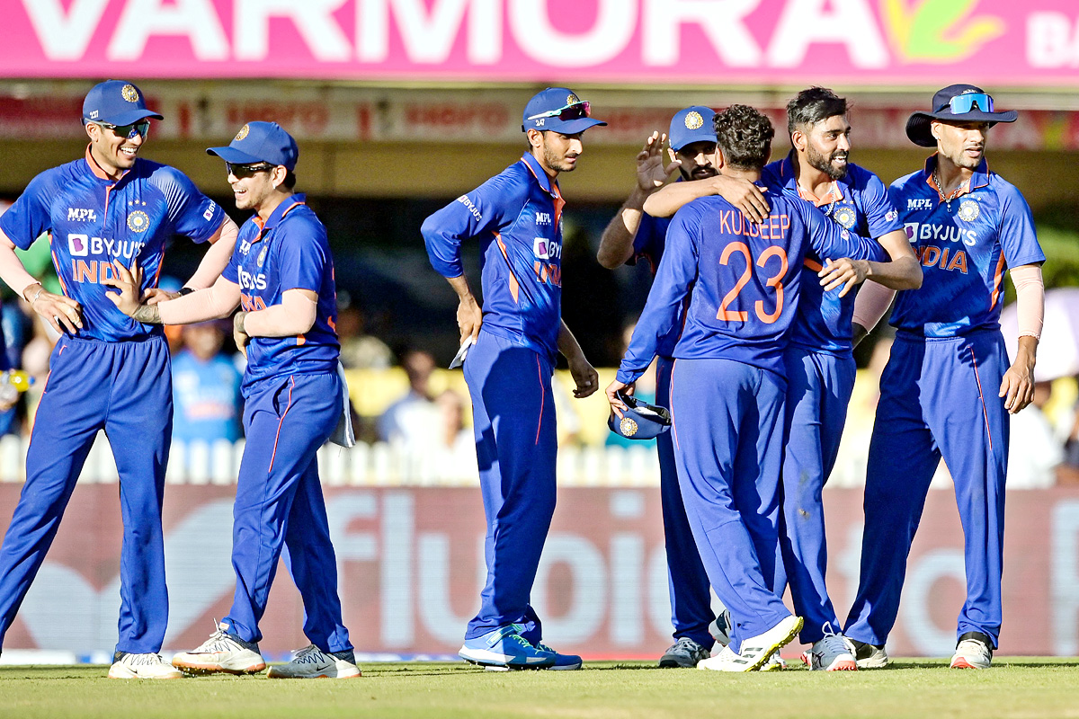 India Win By South Africa 2nd ODI - Sakshi2