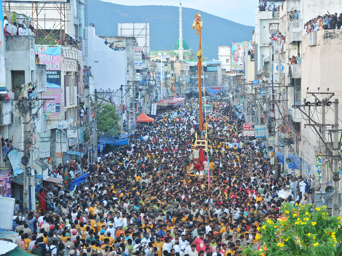 Pydithalli Ammavaru Sirimanu Utsavam Vizianagaram Photo Gallery - Sakshi18