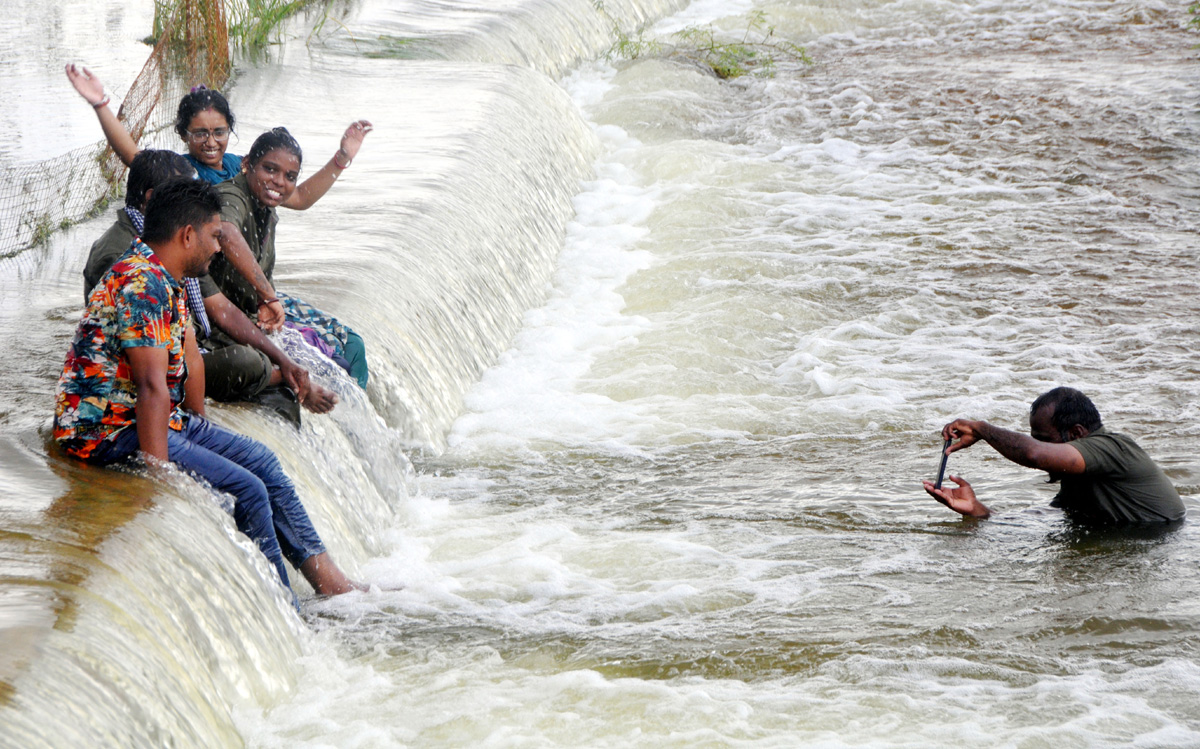 Heavy Rains in Sri Satyasai Dist - Sakshi16