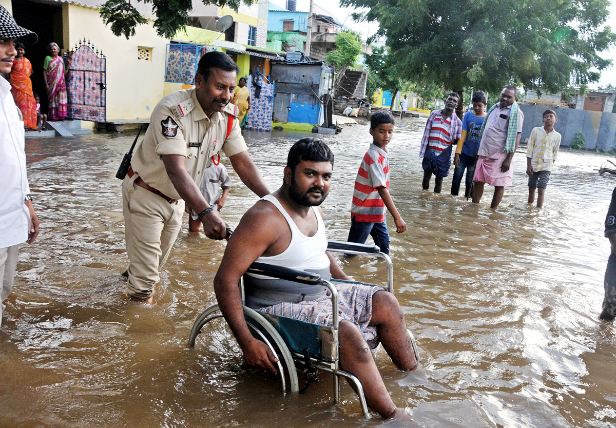 Heavy Rains in Sri Satyasai Dist - Sakshi2