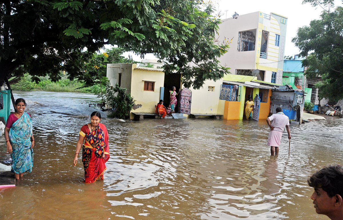 Heavy Rains in Sri Satyasai Dist - Sakshi4