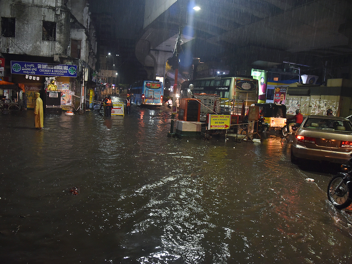 Hyderabad Heavy Rain Causes Floods Oct 2022 - Sakshi24