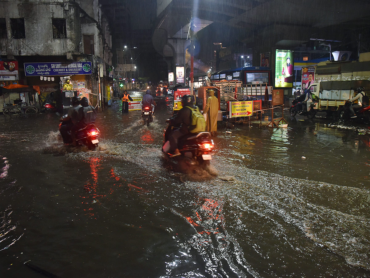 Hyderabad Heavy Rain Causes Floods Oct 2022 - Sakshi25