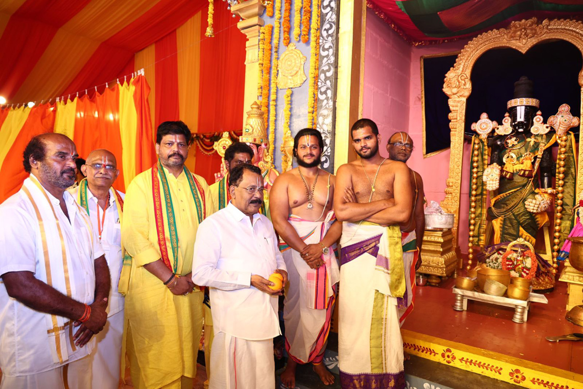 Sri Venkateswara Vaibhavotsavam At NTR Stadium - Sakshi5